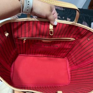 Authentic LV neverfull MM size SA condition (brand new) condition
